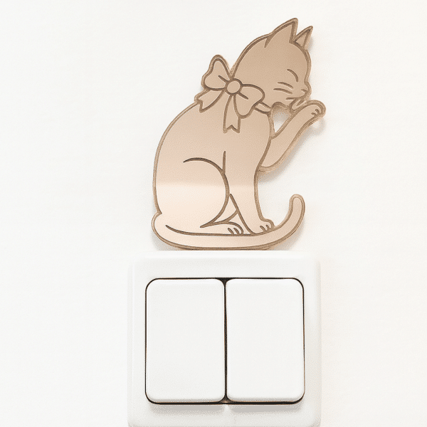 קישוט למתגים חתולה מטופחת דגם Bianca
