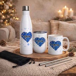 סט שתייה מפנק בהתאמה אישית עם כוס קרמיקה, כוס תרמית, בקבוק תרמי וסט קשיות רב פעמיות מהודרות דגם Moon Cat